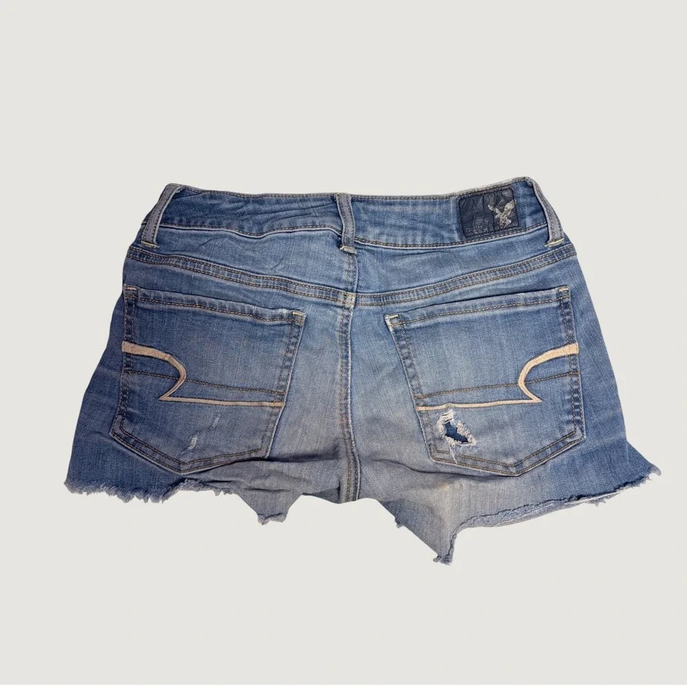 Y2K American Eagle Super Stretch Distressed Denim Shorts Light Wash Raw Hem #16